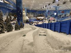 -长沙湘江冰雪世界