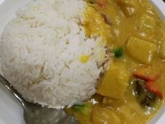 咖喱牛腩饭-香港深井掂檔烧鹅茶餐厅(海韵城店)