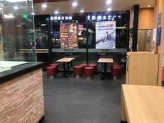 门面-达美乐比萨(东新路店)