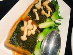 松菇扒菠菜豆腐-北京四季酒店·采逸轩