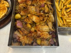 -老东镇啤酒屋海鲜加工·蒸汽海鲜·海鲜烧烤(台东店)