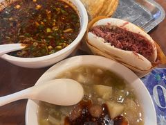 -老兰家传统烧烤炒菜泡馍(小南门店)