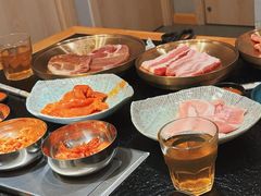 -臻牛烤肉