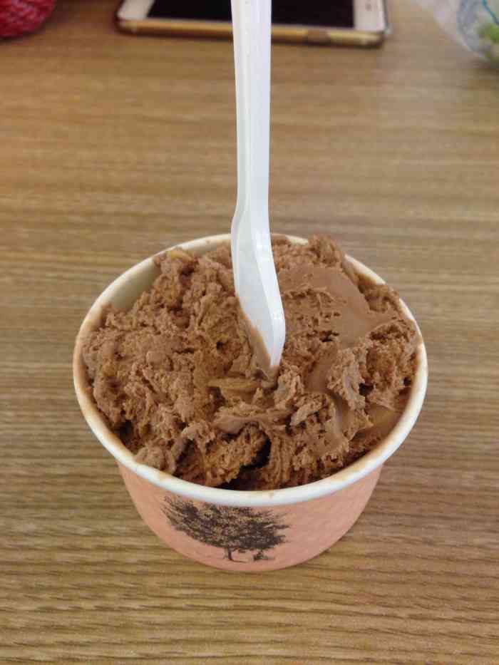 gelatodinatura(中粮万科长阳半岛店)-"2层 扶梯旁边看到这家店 旁边