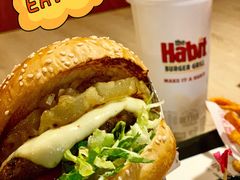 -The Habit Burger Grill 哈比特汉堡(复兴soho店)