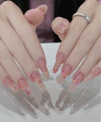 -猪猪女孩日式美睫美甲