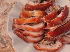 -黄记四更烤乳猪店