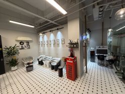 点击看大图 -老男孩男士理容馆·理发·烫染·修面