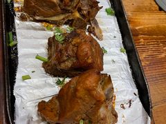 -老东镇啤酒屋海鲜加工·蒸汽海鲜·海鲜烧烤(台东店)
