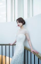 点击看大图 -GRACE KELLY婚纱与礼服(北京店)
