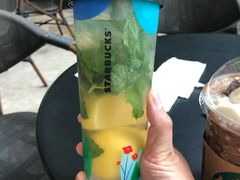 -星巴克(恒基688广场店)