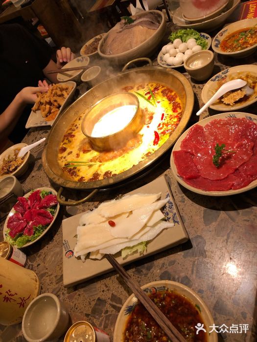 小龙坎老火锅图片