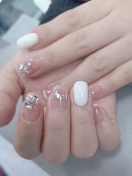 -芊屿芊浔美甲