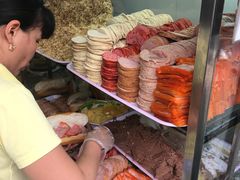 -Bánh Mì Huynh Hoa