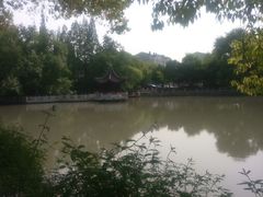 -汇龙潭