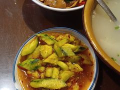 -富正毅三下锅·湘西韵味(天门山索道店)