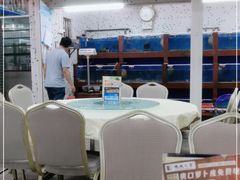 大堂-鹏城人家海鲜酒家·23年老字号(较场尾店)