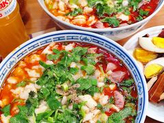 -天发芽·何记葫芦头泡馍·传统小吃(报恩寺街店)