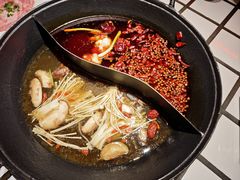 -朱光玉火锅馆(小寨原力场店)
