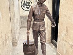 -上海市龙华烈士陵园