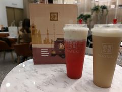 霸气芝士草莓-奈雪的茶(市百一店)