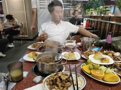 -四囍码头海鲜烧烤自助火锅(外滩南京东路悦荟广场店)