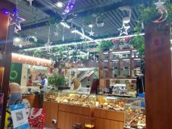 -灵彩珠宝(朗香街店)