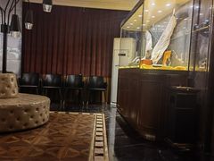 -半岛翡丽海鲜自助餐厅(观风亭店)