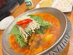 -喇喇排骨火锅·传统韩式脊骨汤(望京西园总店)