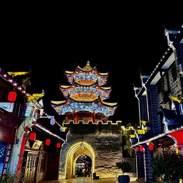 🏯夜游石泉古城，感受别样风情 🌃