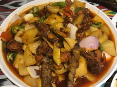 新疆大盘鸡-清真·丝路香妃新疆餐厅
