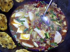 -曹丞相·地锅鸡·地锅鱼(武林店)