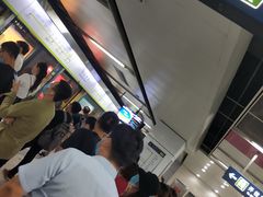 -白石桥南(地铁站)