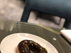 -上海滴水湖皇冠假日酒店