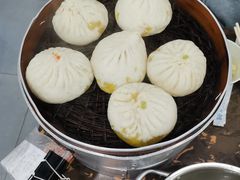 鲜虾仁肉包子-张包铺(道外店)