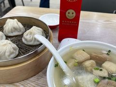 -珊珊小笼馆(仙霞路店)