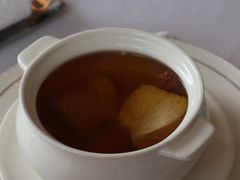 松茸菌炖土鸡汤-火璽·園