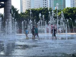 -Mollyfantasy莫莉幻想(重庆袁家岗喜盈门范城店)