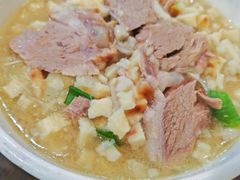 -一间楼牛羊肉泡馍馆(东一路店)