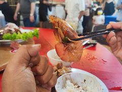 -大树下海鲜饭店