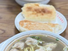 火烧-吉云馄饨(桑梓路店)