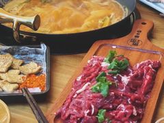 -贵府酸汤牛肉火锅·贵州老字号(飞山街店)