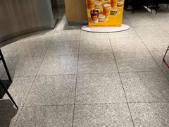 -麦当劳(徐汇漕溪北路百脑汇店)