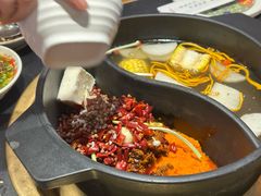 -沸炉重庆老火锅(军事博物馆店)