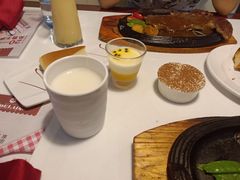 -爱丽丝牛排西餐厅(光谷步行街店)