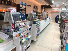 -全家便利店(兴源北路店)