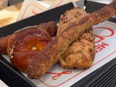 -HOT CRUSH趁热集合·现烤面包(环球港店)