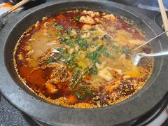 -灶知轩湘西石锅鱼(万佳广场店)