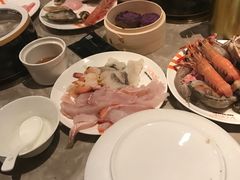 -V-ONE西雅图海鲜自助餐厅(仓山万达广场店)