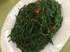 -苏莱特色牛骨滩羊手抓馆(长城东街总店)